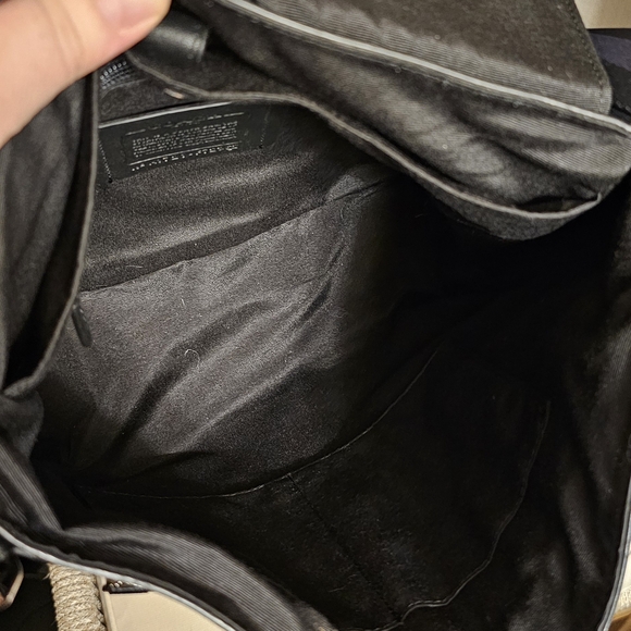 Coach Charlie Flap Messenger F72362 - Picture 7 of 8